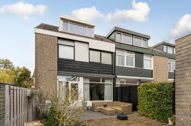 Pluim-es 35, Krimpen aan den IJssel