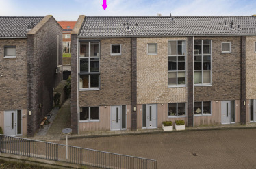 Roggetiende 8, Lekkerkerk