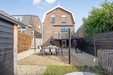 Middelland 21, Krimpen aan de Lek